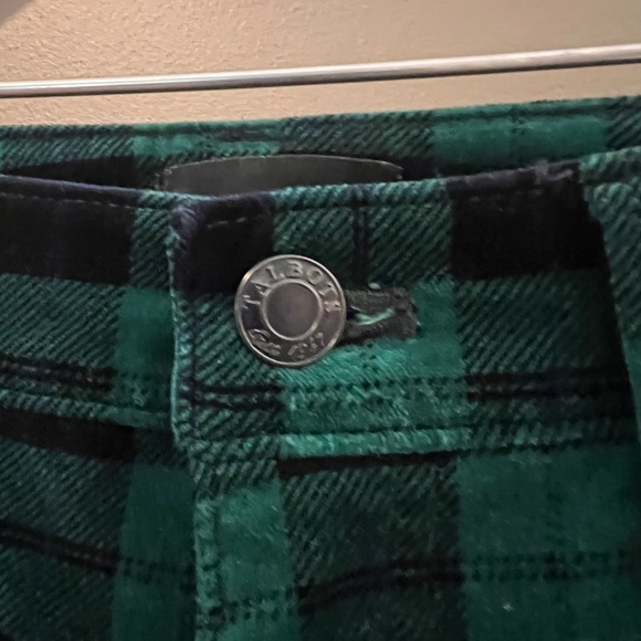 Talbots Women's Stretch Velveteen Straight Leg Holiday Plaid, Size 2P - Picture 4 of 13